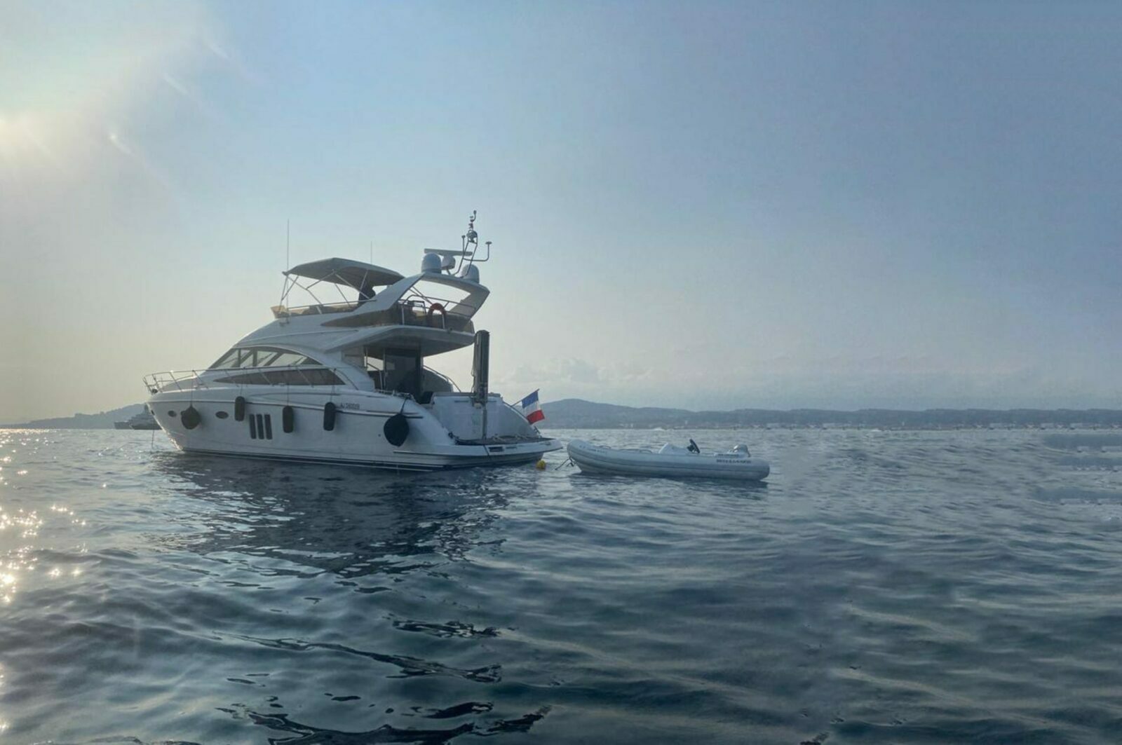 Location de yachts à Villefranche-sur-Mer, Cannes, Monaco